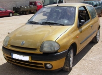 4026-renault-clio-1998