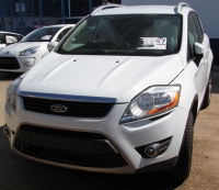 4369-ford-kuga-2012-2200