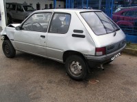 5217-peugeot-205-junior