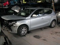 5546-hyundai-i30-2009-03