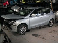 5546-hyundai-i30-2009-03