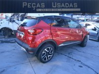 renault-captur-pb173402