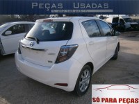 toyota-yaris-hybrid-2015-3191289