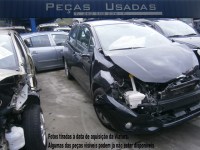 toyota-yaris-pc313735